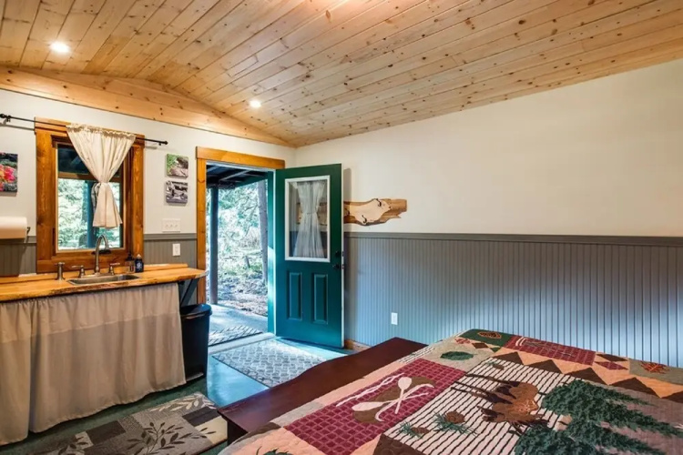 72MF - Rustic - Pets Ok - Sleeps 2