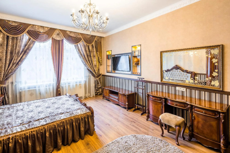 Beautiful apartment D.Galytskogo