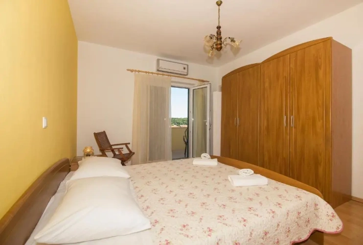 3 Bedrooms Apartment with balcony