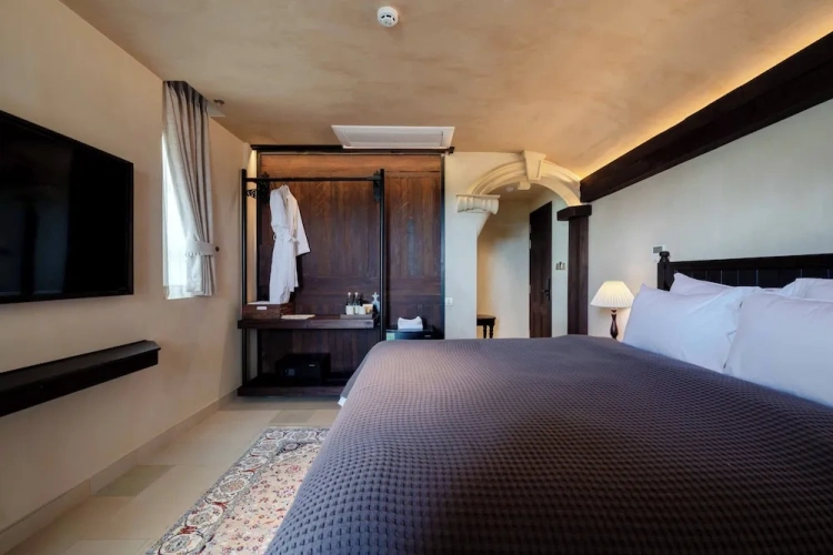 Standard room with balcony