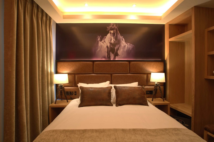 The Residence Hotel