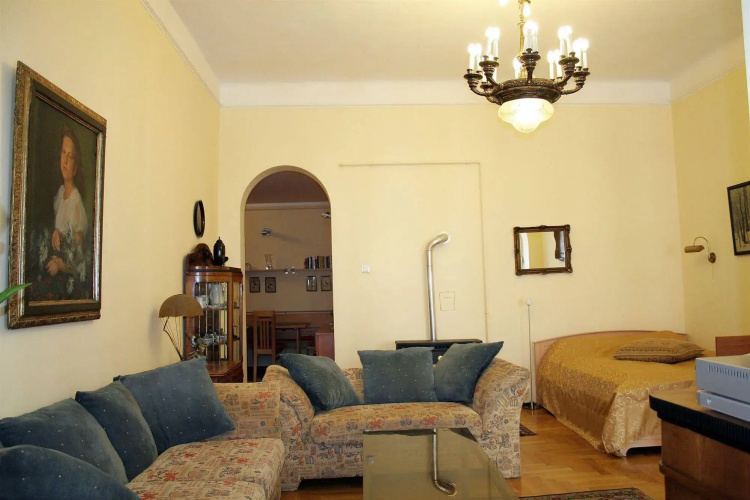 Central Holiday Apartments