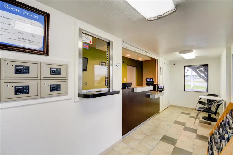 Studio 6 Oklahoma City