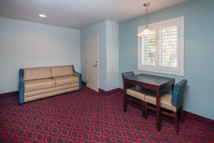 Morro Shores Inn And Suites