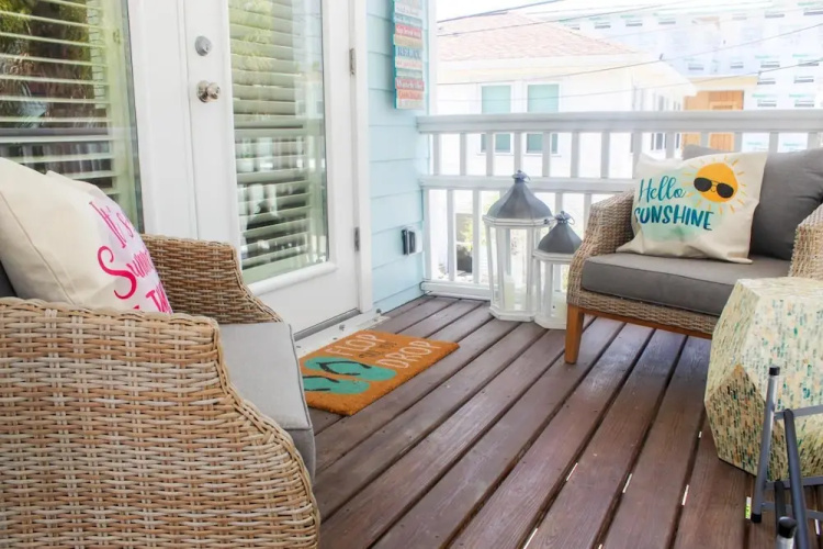 Pass-a-grille Key West Style Compound 108-18