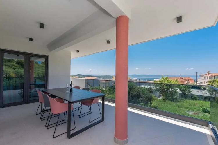 Villa VID