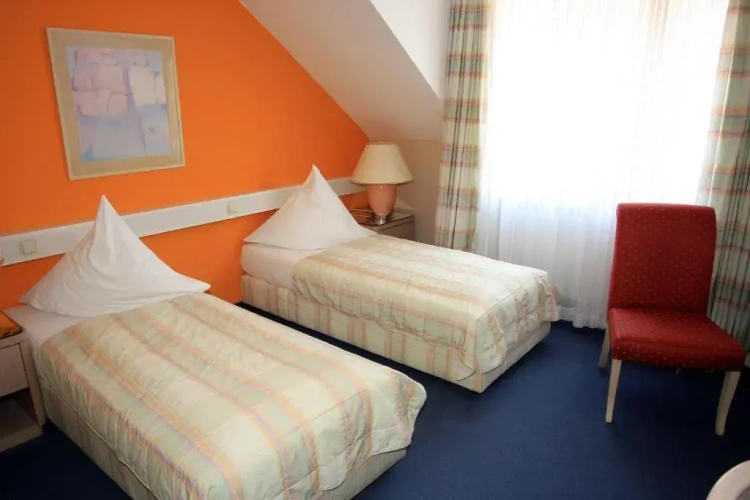 Economy Twin room