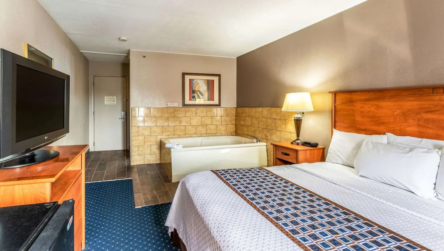 Magnuson Hotel Detroit Airport