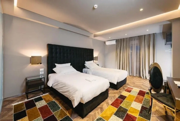 Deluxe Twin room with balcony