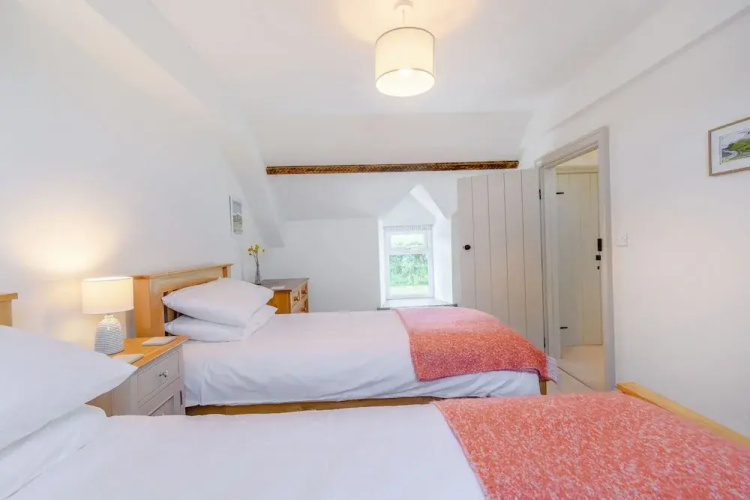 Morlan Cottage