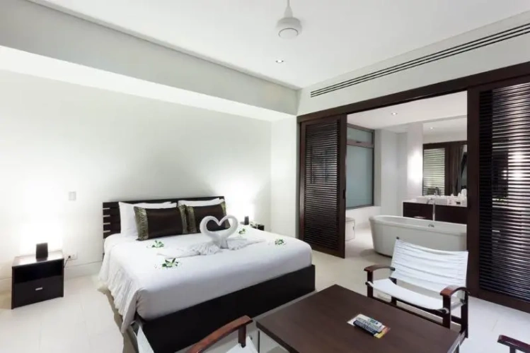 2 Bedrooms Standard Quadruple room