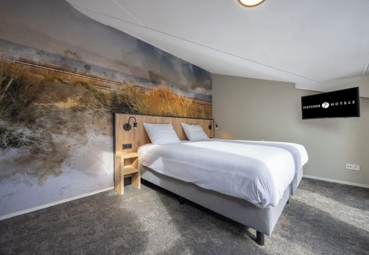 Suite with balcony