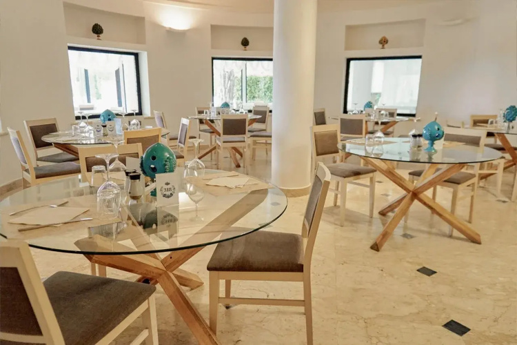 Sunshine Hotel & Spa