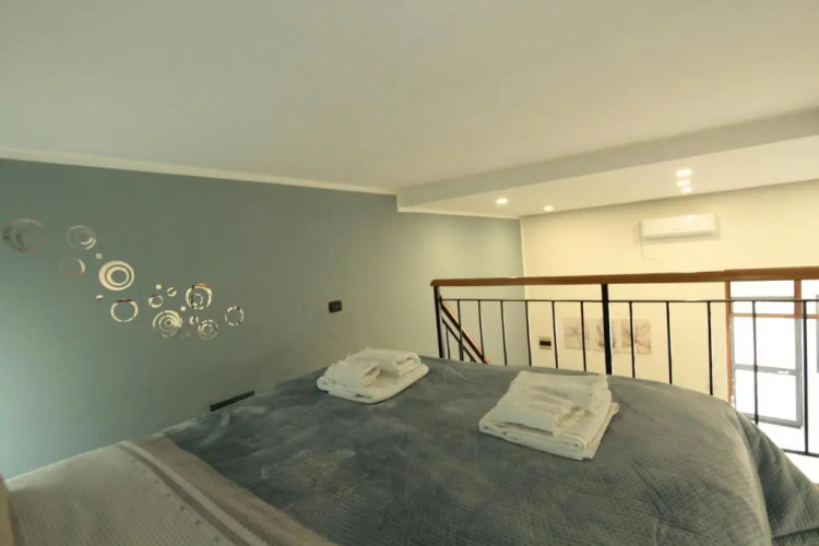 Tommy's Apartment