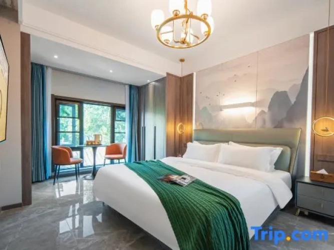 2 Bedrooms Suite