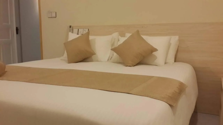 South Ari Inn