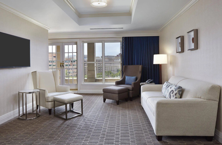Hilton Alexandria Old Town photo 9