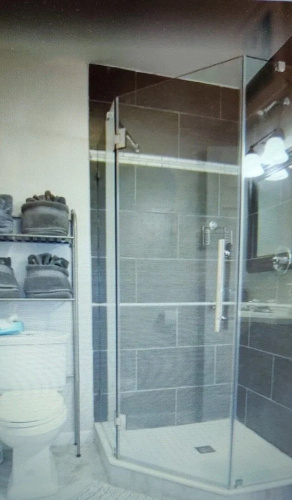 1 Br Unit With Parking 1 Bedroom Condo