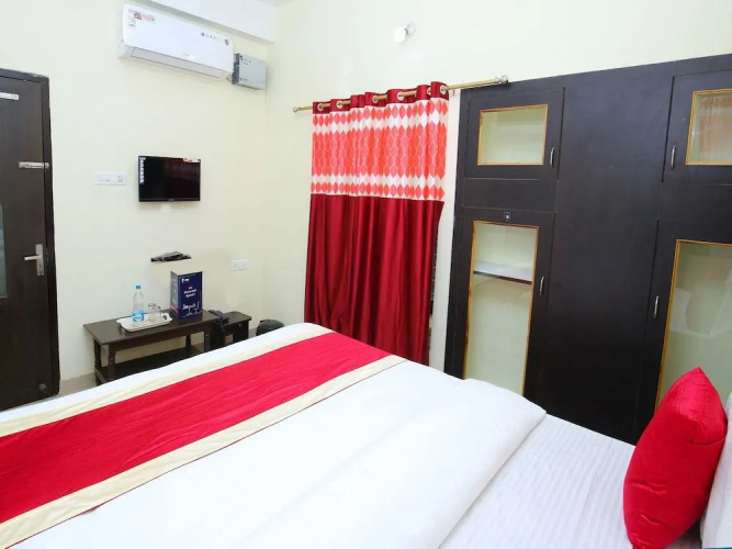 OYO 9548 Hotel Regent