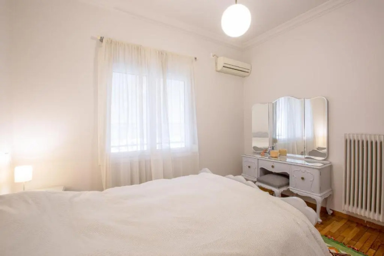 Acropolis Now! 2BR in central Athens