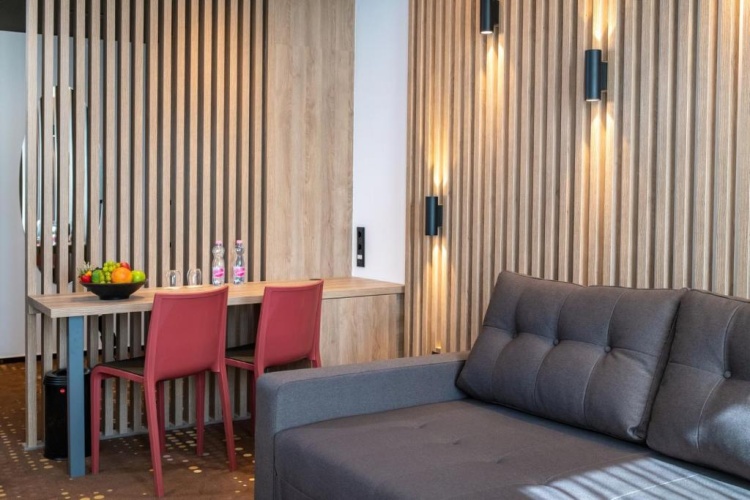 1 Bedroom Suite