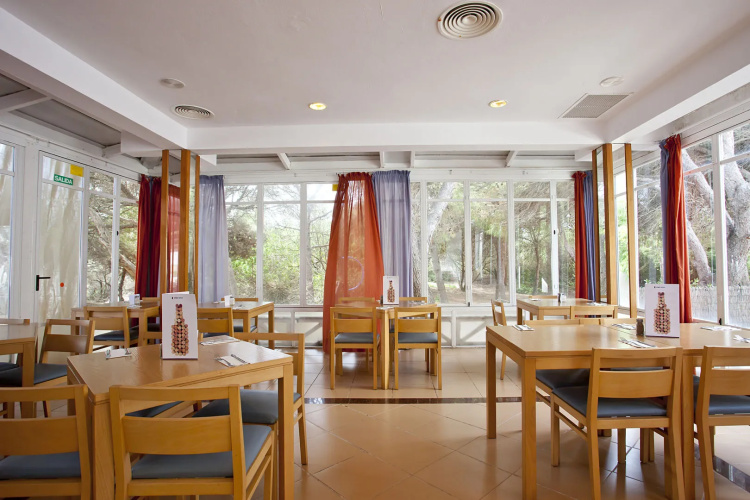 Apartamentos Seth Mestral y Llebeig