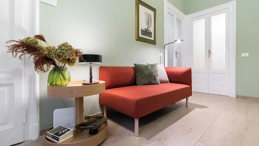 2 Bedrooms Apartment