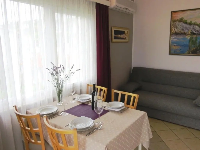 Apartment with balcony