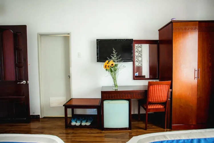 Standard Twin room with balcony