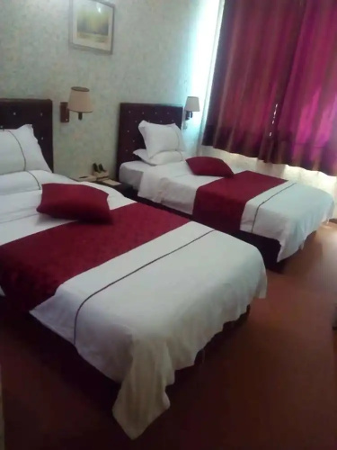 Esiya Hotel
