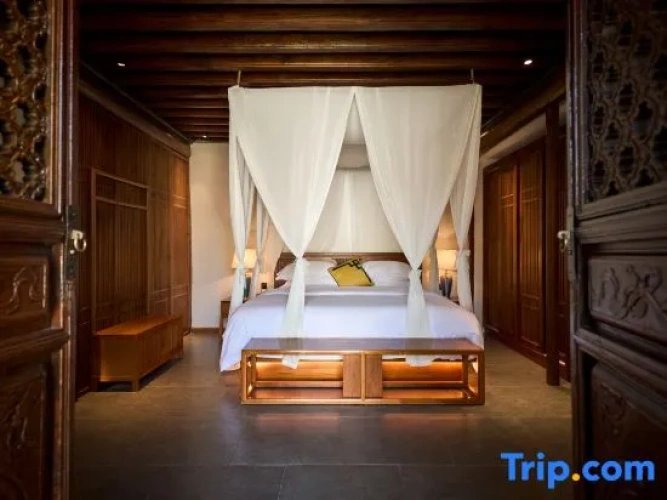 2 Bedrooms Suite
