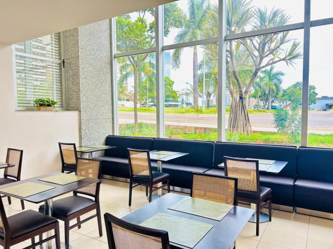 Naoum Hotel