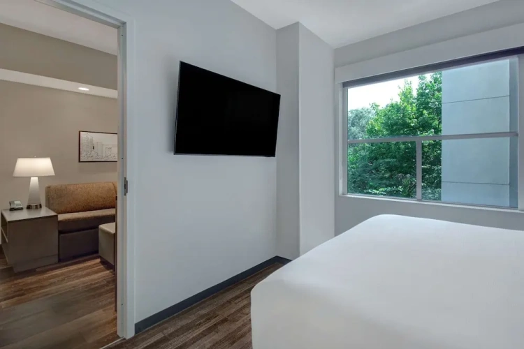 1 Bedroom Double Kitchen Suite