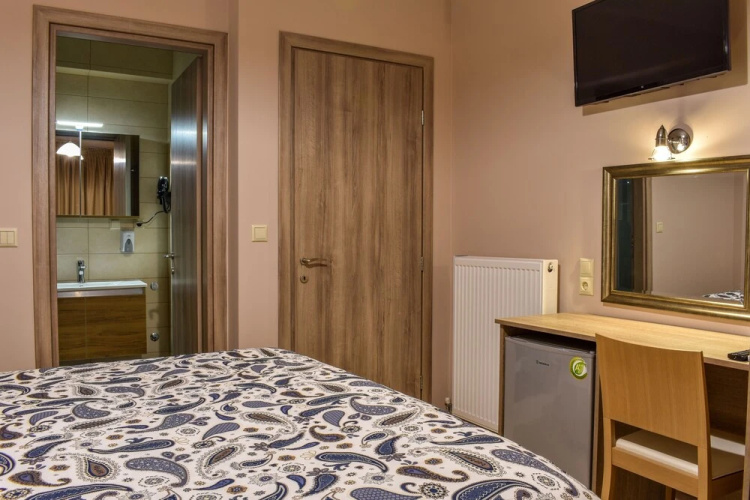 Elia Deluxe Accommodation