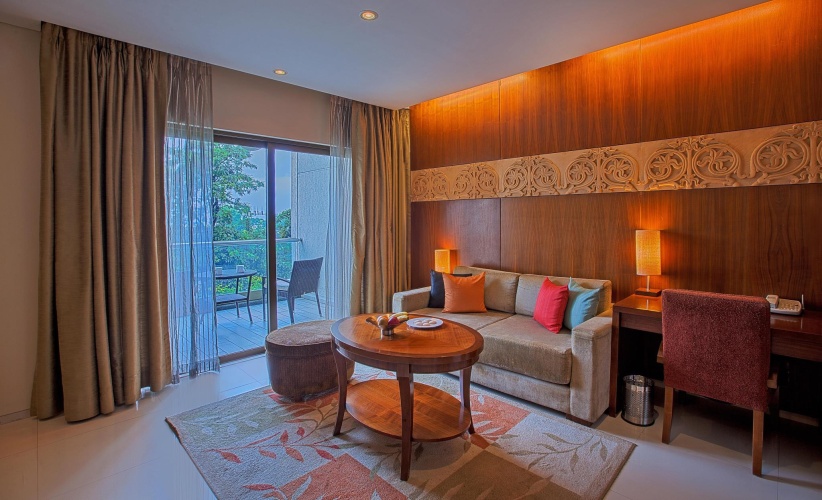 1 Bedroom Executive Suite with balcony
