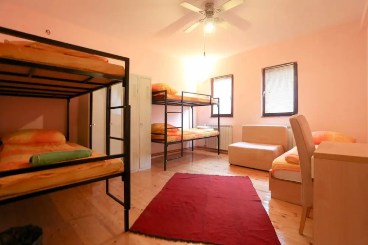 Haris Youth Hostel