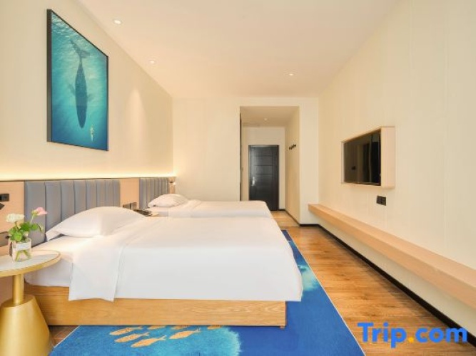Business Twin room with street view