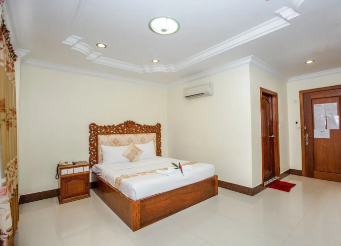 VY CHHE Hotel