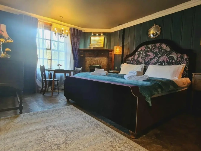 Suite with garden view