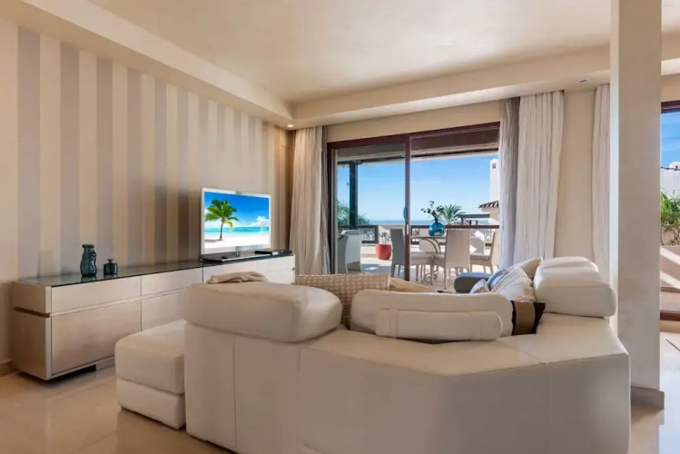 Stylish Apartment With Pool in Marbella - Ref M51