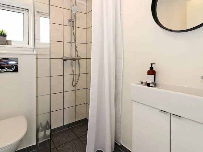 Spacious Apartment for 6 in Hadsund