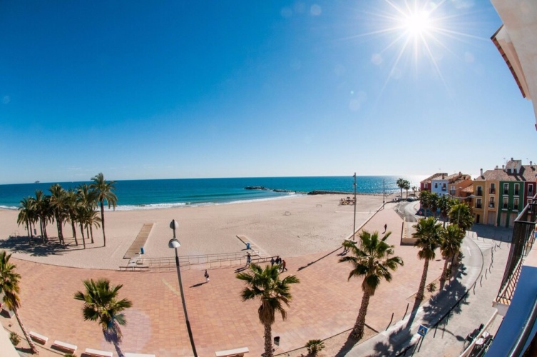 3 Bedrooms Apartment with sea view