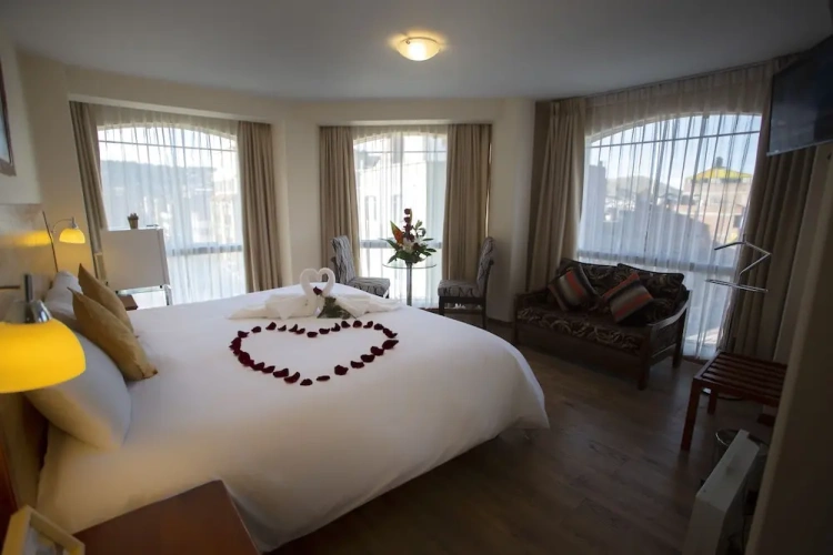 Superior Double room with city view