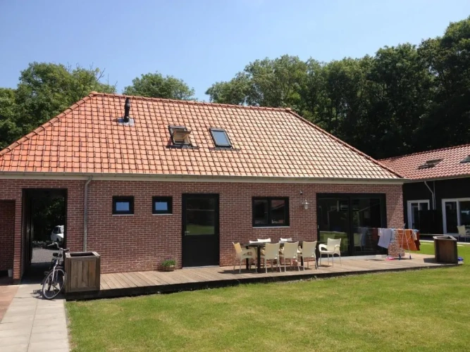 3 Bedrooms Cottage