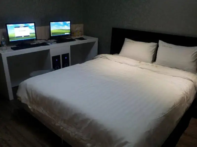 Camellia Hotel