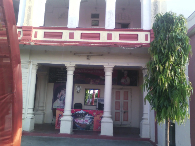 Hotel Saroop Vilas Palace