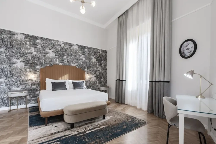 2 Bedrooms Quadruple Apartment
