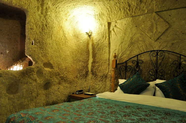 Hills Cave Hotel