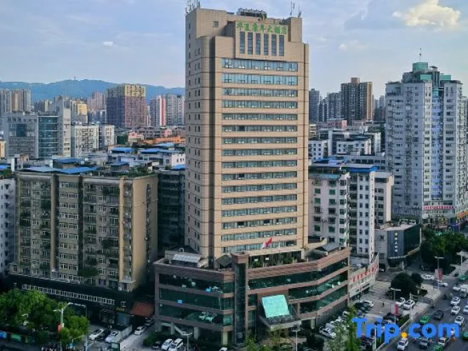 Huaxia Conifer Hotel