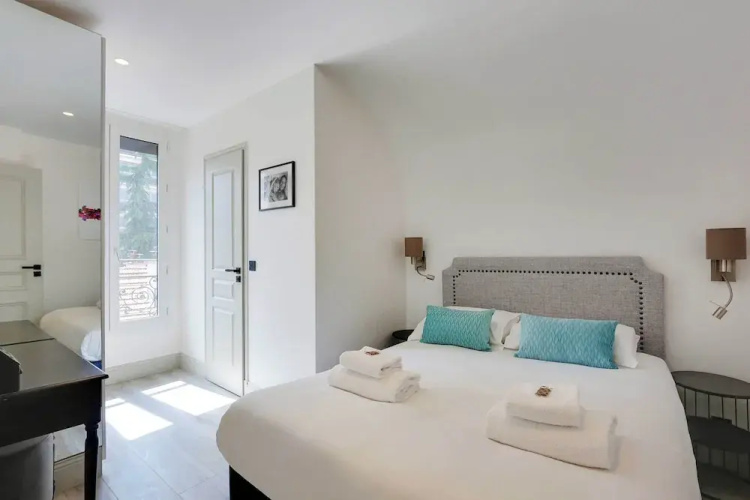 Chic Apartment - 2br/6p - Roquette